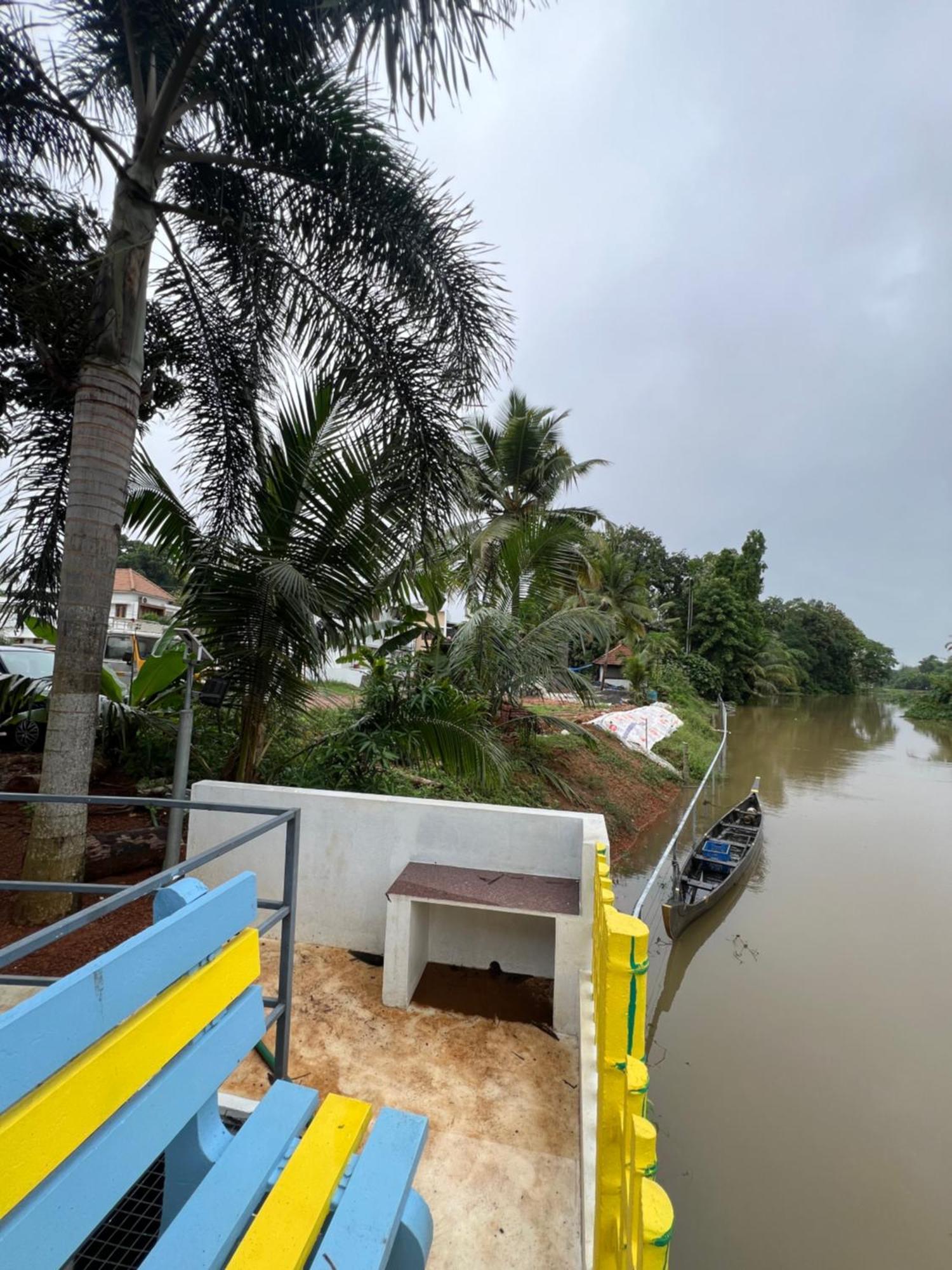 Alappattu Meadows Apartment Kottayam Luaran gambar